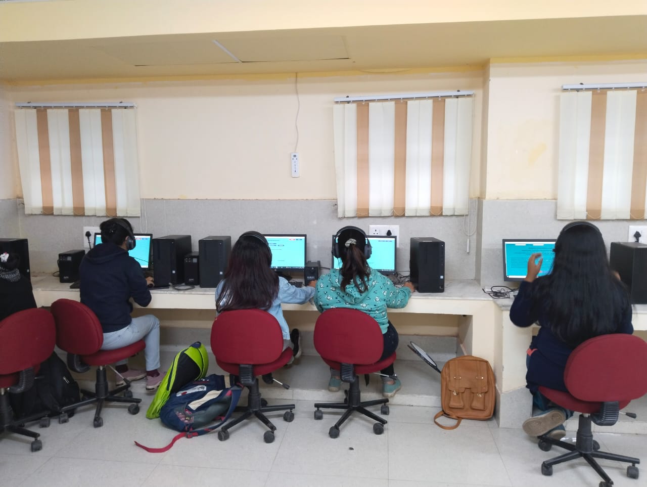 Language lab at Chandernagore College