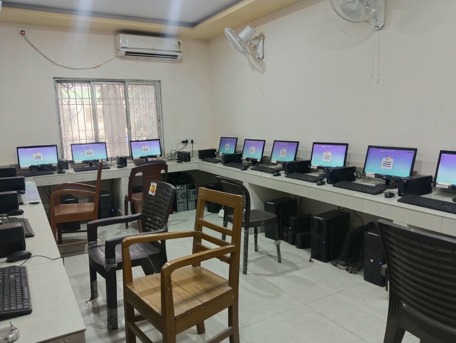 Language lab at Dwijendralal College Krishnagar