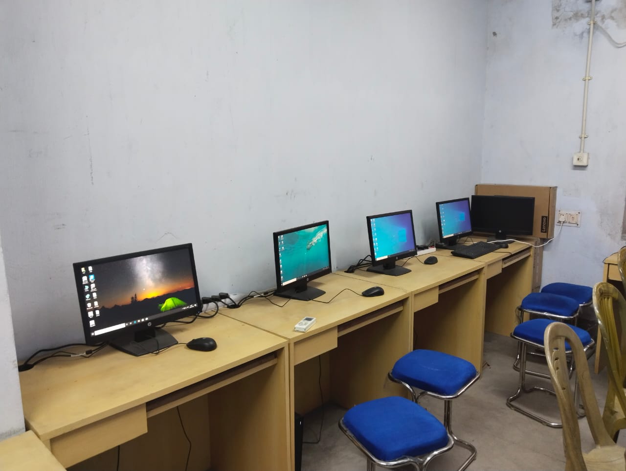 Lab workstations at NBM Kasba