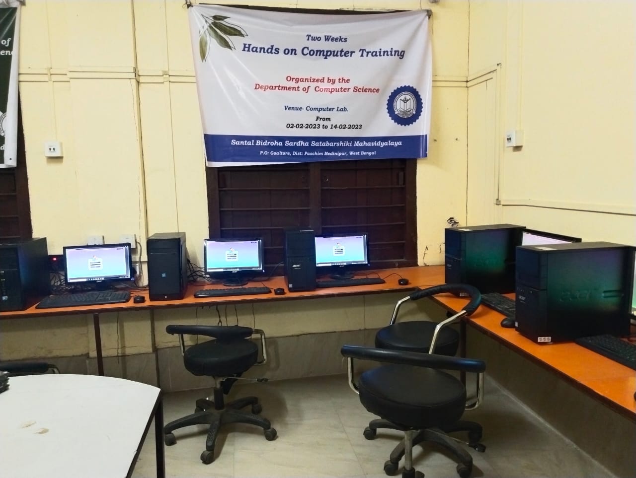 Language lab seating at SBSS Goaltore